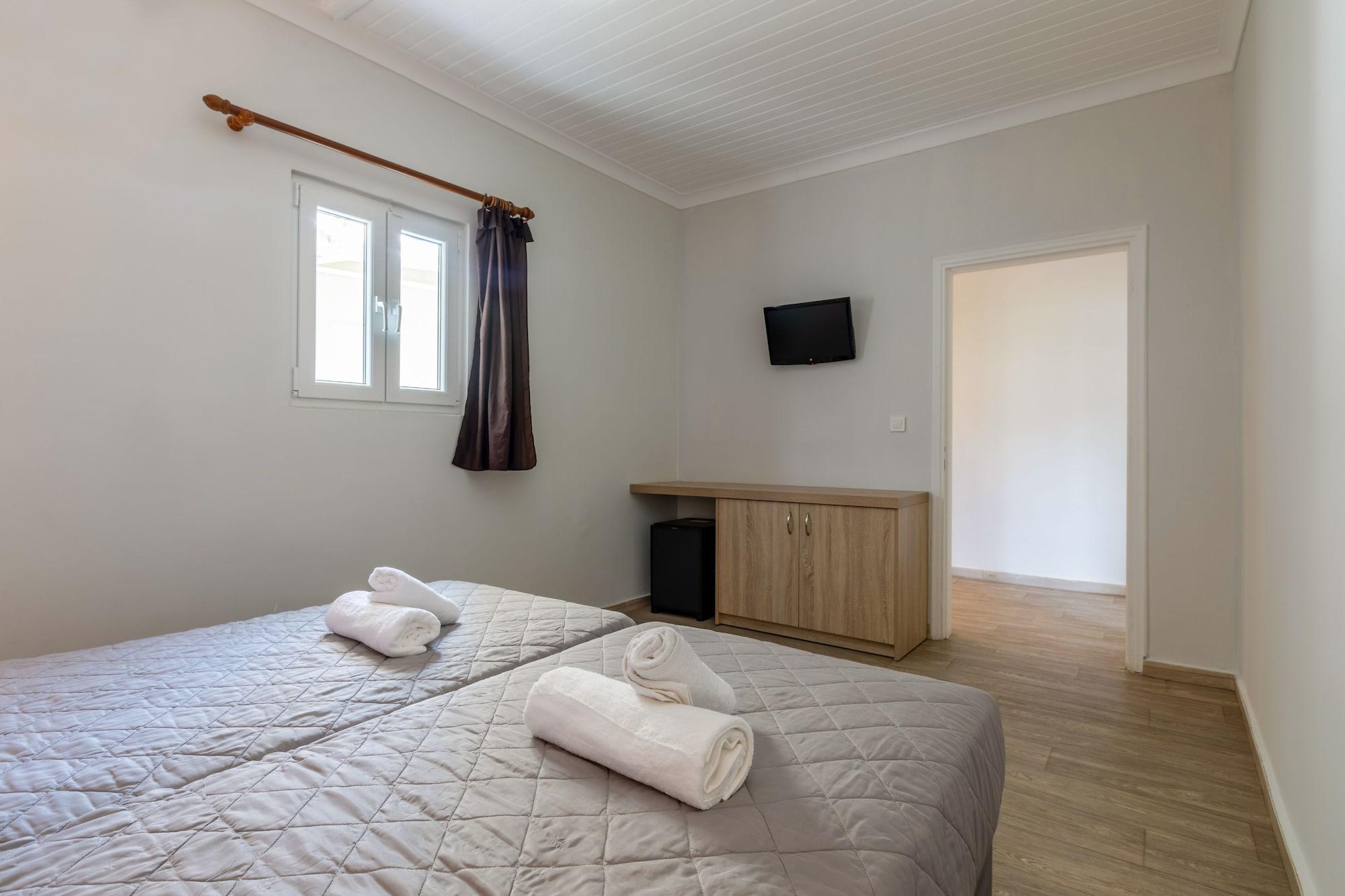 White Olive Premium Cameo 4* Zakynthos Town